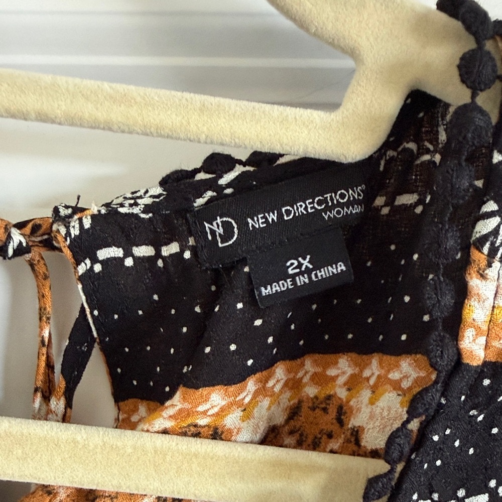 NWT New Directions Floral/Geometric Patterned Sleeveless Top - Black & Brown 2X - Picture 4 of 7